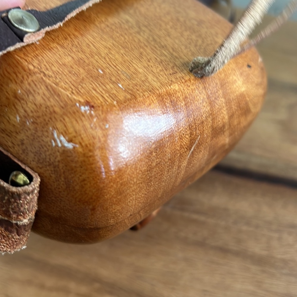 Vintage wood and leather crossbody - Picture 13 of 17
